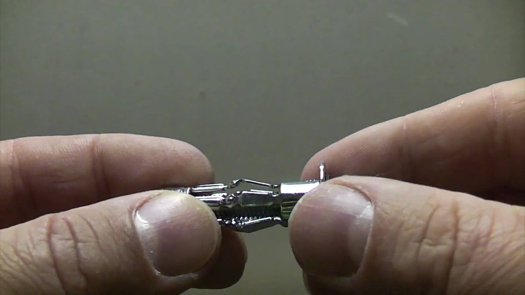 How to use hollow wall anchors to fix to plasterboard/drywall